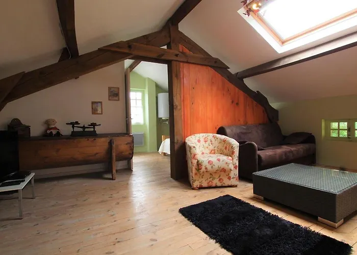 Ferienhaus Maison Familiale Avec Terrasse, Grand Terrain Et Proche De La Riviere - Alleyras, 6 Pers. - Fr-1-582-244 Alleyras